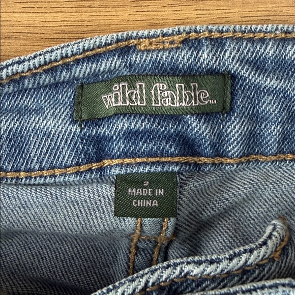 Wild Fable Super High Rise Straight Jeans - Size 2 - Picture 2 of 3